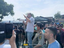 Dampak Dari Jalan Rusak, Gabungan Pemuda Dan Warga Benda Lakukan Aksi Blokade Jalan