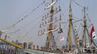 Kapal KRI Dewaruci Akan Kunjungi Kota Baubau Dan Kabupaten Buton.