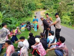 Ditemukan Sajam Jenis Celurit Puluhan Pelajar SMK Diamankan Polsek Ciemas Polres Sukabumi