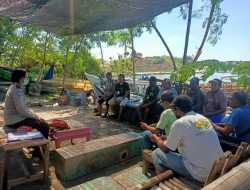 Unit Binmas Polsek Benoa Sambangi Kelompok Nelayan Sampaikan Informasi Cuaca Ekstrim