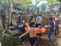 Sosok Mayat Tanpa Identitas Ditemukan Di Sungai Cikarang, Kabupaten Sukabumi