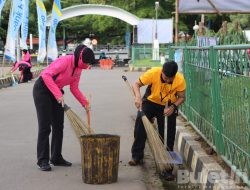 HUT Bhayangkara ke 76 Anak punk dan Pengamen Jalanan Bersihkan Mesjid, Gratis Kesehatan Dari Kapolres Sukabumi