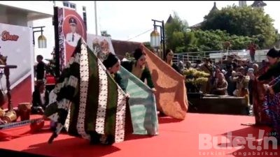 HJC ke-345 Tahun Dimeriahkan dengan Fashion Show Batik Khas Cianjur