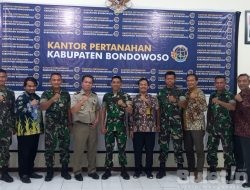 Danyonif Raider 514/SY Jalin Silaturrahmi dengan Badan Pertanahan Bondowoso