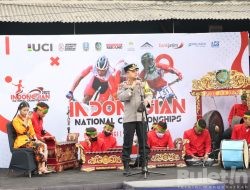 Polresta Banyuwangi All Out Lakukan Pengamanan Kejurnas Balap Sepeda INC 2022