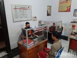 Polres Bondowoso Ciduk Warga Jember saat Gondol HP di Parkiran Toko