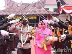 Upacara Pedang Pora Warnai Pergantian Kapolres Tapsel Yang Baru