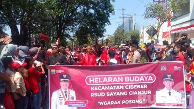 Kemeriahan Acara Helaran Kirab Budaya, Masyarakat Penuhi Pusat Kota Cianjur