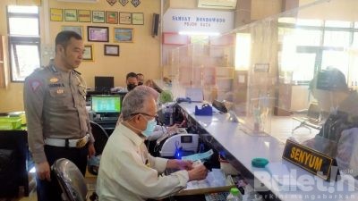 KRI Bondowoso Terlihat Layani Masyarakat Dengan Humanis