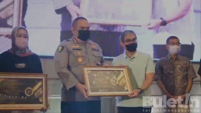 Biddokkes Polda Jatim Menerima Penghargaan Dari BPJS Kesehatan