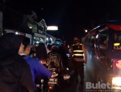 Panit Bimas Polsek Cibeber Cianjur Uraikan Kemacetan Kendaraan Roda Dua.
