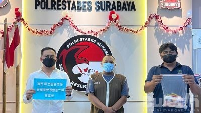 Apes.!! Seorang Pengedar Sabu Ditangkap Polisi Saat Akan Transaksi di Taman Apsari Surabaya