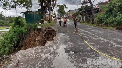 Luapan Air Sungai Lae Nuaha Akibat Longsor, Menyebabkan Ratusan Ikan Milik Warga Terlepas
