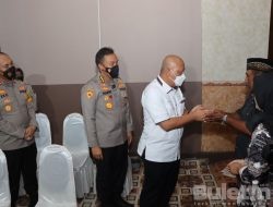 Komisioner Kompolnas Bersama Karo SDM Polda Jatim Kunjungi Keluarga Aipda Anumerta Andik Purwanto Korban Meninggal di Tragedi Kanjuruhan