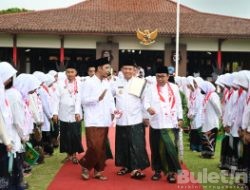 Ketua PKB Muhaimin Iskandar Berkunjung Dan Kukuhkan Laskar Santri Di Alun Alun Kebumen