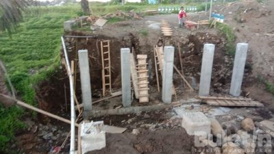 Pembangunan Jembatan Penghubung Antar Desa Padang dengan Desa Cantok Banyuwangi Mulai Dikerjakan