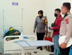 Aksi Gerak Cepat Polisi, Personil Polsek Cianjur Kota Bantu Antarkan Ibu yang Hendak Melahirkan