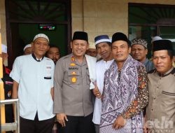 Kapolres Dairi Ajak Masyarakat Desa Lae Nuaha Siempat Nempu Hulu Jaga Kamtibmas Yang kondusif Melalui Himbauan Jumat Curhat
