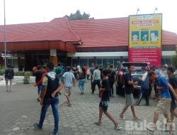 Staf Pelayanan DPU Pengairan Remehkan Kemampuan Demo LAN Banyuwangi