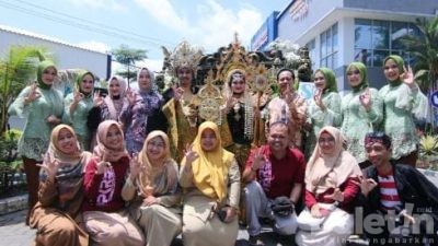 Dalam Rangka Hari Jadi Ke 817 Kabupaten Tulungagung, RSUD Dr. Iskak Turut Serta Semarakkan Festival Pawai Budaya