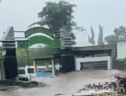 Banjir Melanda Desa Ketapang Kecamatan Kalipuro Banyuwangi