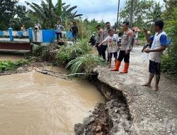 Kapolresta Deli Serdang Tinjau Langsung Lokasi Banjir di Wilayah Kec. Tanjung Morawa