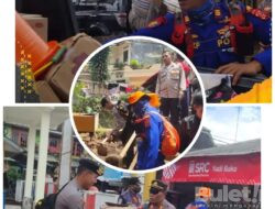 Polres Terjunkan Personel Bantu Warga Terkena Banjir Bandang Sukanagara Cianjur