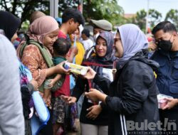 Bupati Indramayu Kunjungi Warga Terdampak Banjir Rob