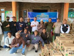 Keluarga Bani Hasan Genggong dan DPC TANASZAHA bersama PC ISNU Bondowoso Gelar Baksos pada Ijen