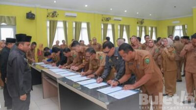 Pimpinan OPD Teken Dokumen Perjanjian Kinerja di Hadapan Wako Irsan