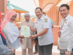 390 Sertifikat PTSL Diserahkan Walikota Padang Sidempuan