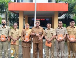 Dispendik Bondowoso Beri Kendaraan Dinas Bagi 6 Penilik yang Bertugas di Medan Berat