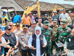 Gubernur Jatim Tinjau Langsung Bencana Banjir di Kecamatan Ijen Bondowoso