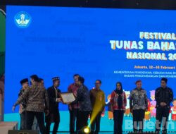 Pemkab Tapsel Terima Penghargaan dari Mendikbud Ristek RI