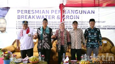 Bupati Indramayu Resmikan Pembangunan Breakwater dan Groin