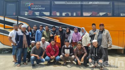 61 Jemaah PPITTNI Tabagsel Ikuti Suluk di Sungai Rumbai Koto Tinggi