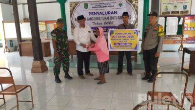 Desa Ngadirenggo Kecamatan Pogalan Salurkan BLT DD Tahun 2023