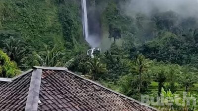Rumah Panggung dengan View Air Terjun di Cianjur Ditawar 2,5 Miliar
