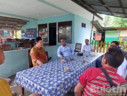 Direktur Operasional PT. Perikanan Indonesia Fajar Widisasono Silaturahmi dengan Nelayan Pesisir Tanjung Kelumpang