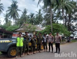 Ciptakan Suasana Aman, Personil Polsek Dendang Lakukan Pengamanan di Wisata Pantai Punai
