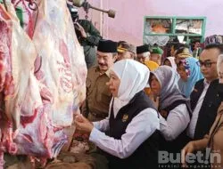 Gubernur Jawa Timur Pantau Harga dan Suplai Bahan Pangan di Pasar Kolpajung Pamekasan