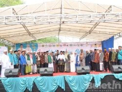 Bupati Tapsel Hadiri Silaturahmi Akbar di Ponpes Mangaraja Panusunan Akhir