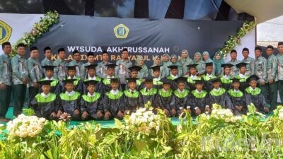 MTs Raihan Bondowoso Gelar Wisuda Akhirus Sanah Bagi 141 Siswa Pengahafal Qur’an