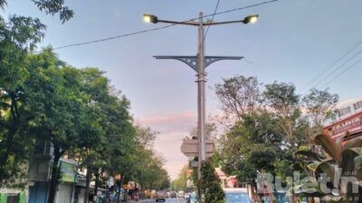 Dishub Probolinggo Lakukan Penggantian 15 Titik Tiang PJU di Kota Kraksaan