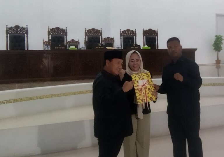 Bupati Pulau Taliabu