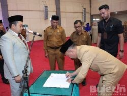 Bupati Dolly Lantik Sofyan Adil Jadi Sekda Tapsel