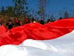 Sambut HUT ke-78 Kemerdekaan RI, Kecamatan Tegalsiwalan Bentangkan Bendera Raksasa