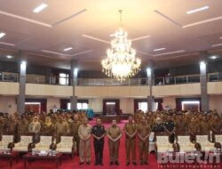 Bupati Dolly Imbau Ke Kepdes se Tapsel Agar Laksanakan Tugas Sesuai Peraturan Yang Berlaku