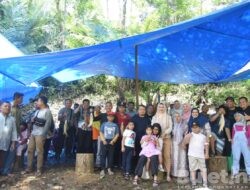 Masyarakat Desa Sihuik-Huik Undang Bupati Tapsel Tangkap Ikan dan Membakar Bersama