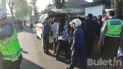 Nahas..!! Siswi AT Taqwa Bondowoso Meninggal Dunia Setelah Tabrak Mobil yang Sedang Parkir